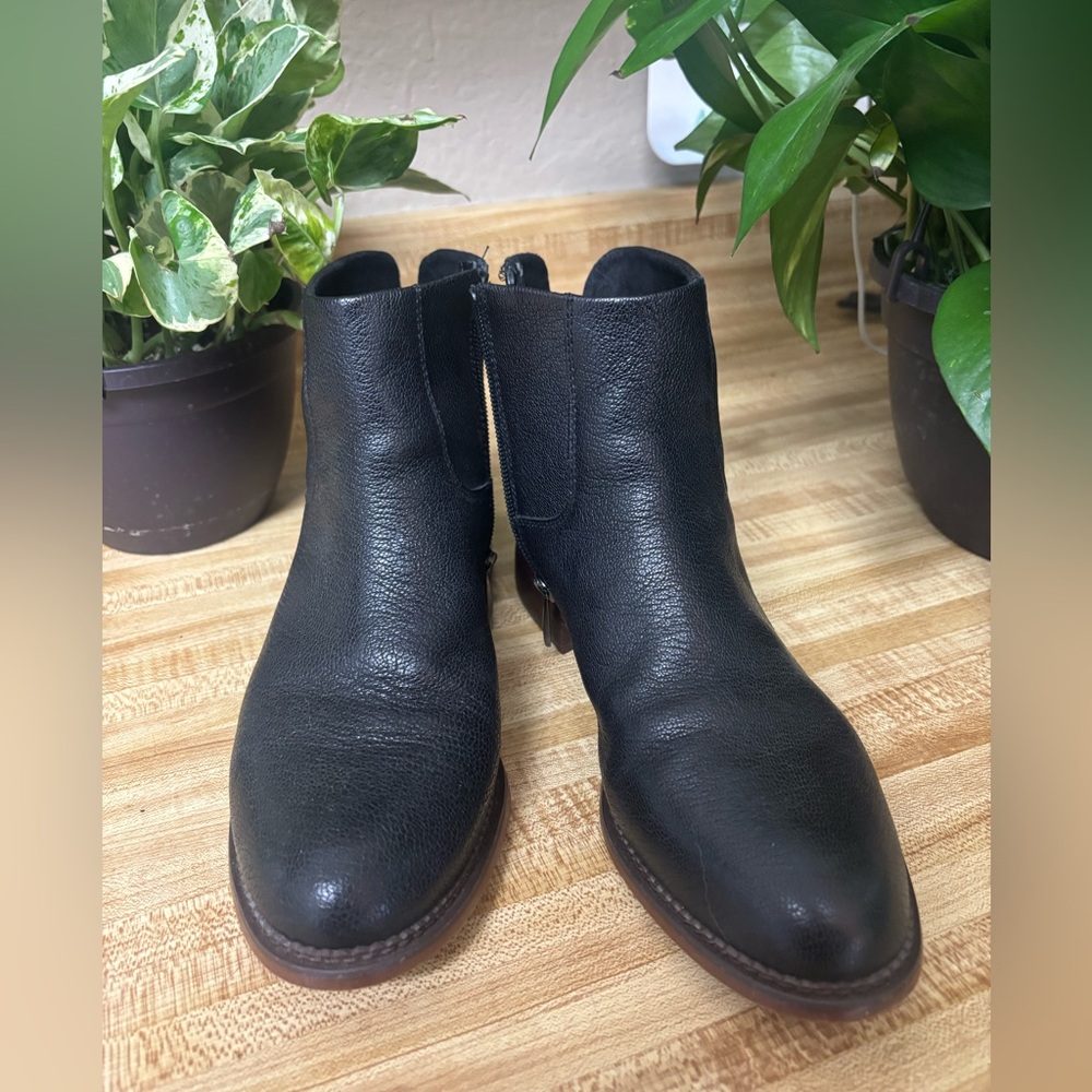 Women’s Black Leather Boots